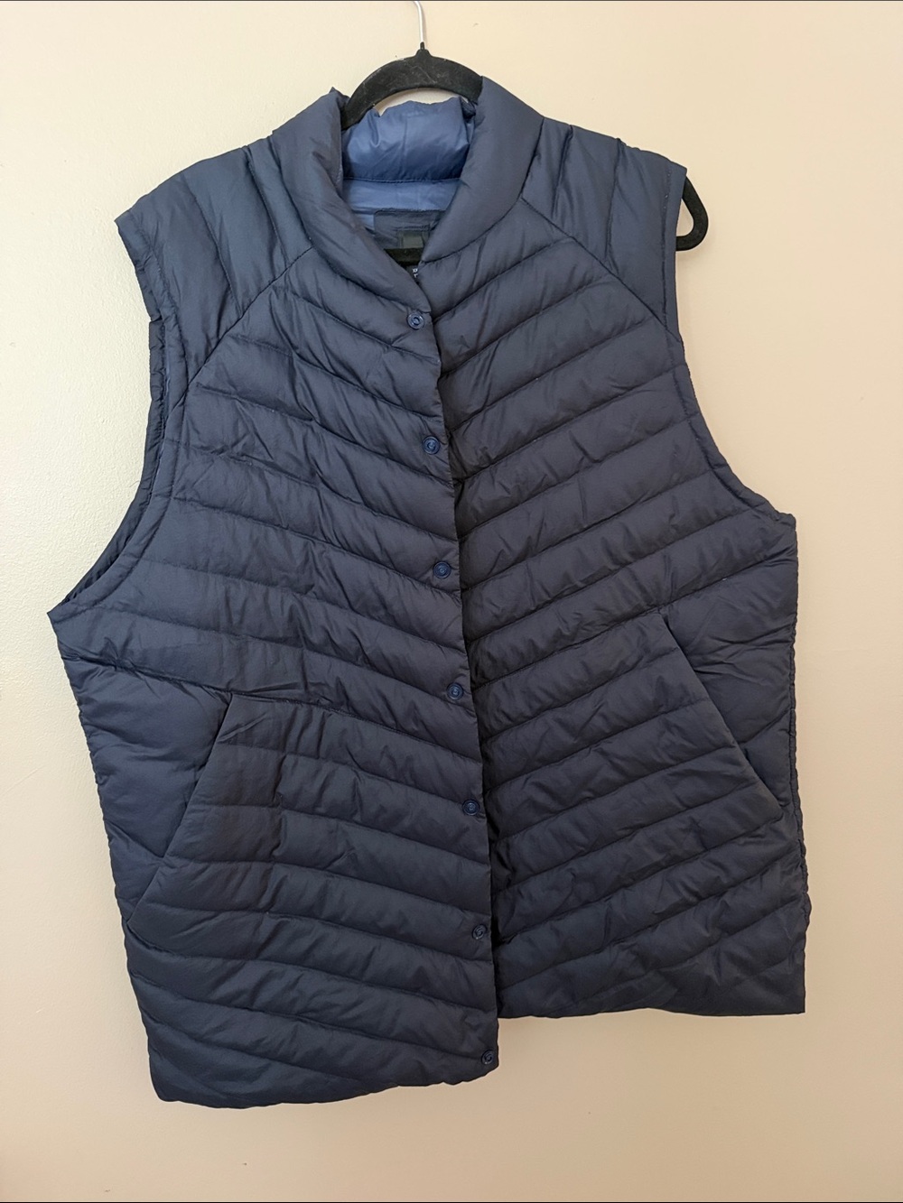 Men’s Lululemon athletica Navy Quilted Puffer Vest
